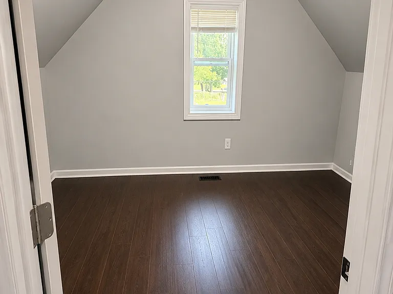 5617 S Lafayette Ave — Photo 40