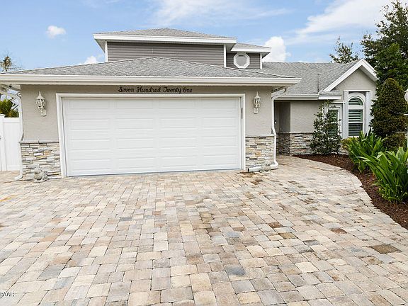 3rd image of 721 Tondreault Ct