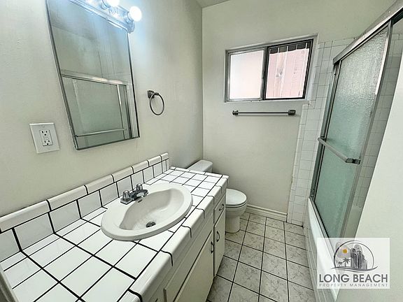 4th image of 1669 N Loma Ave APT 6