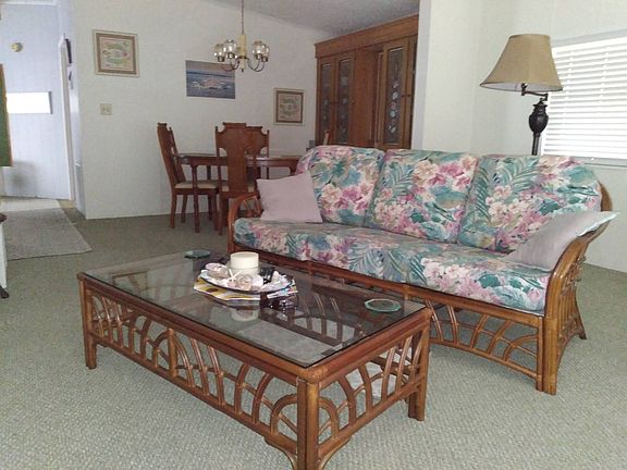 5th image of 909 SE Serendipity Pl