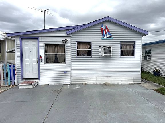 2nd image of 4699 Continental Dr #274