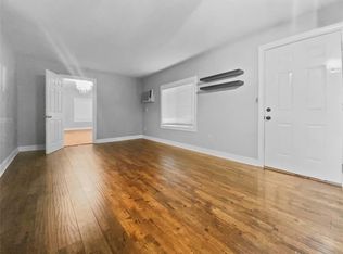 802 Azalea St, Lake Jackson, TX 77566