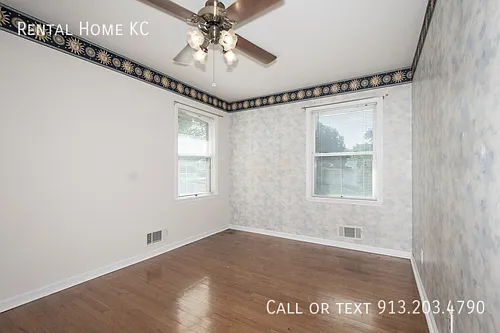 9151 Somerset Dr — Photo 22