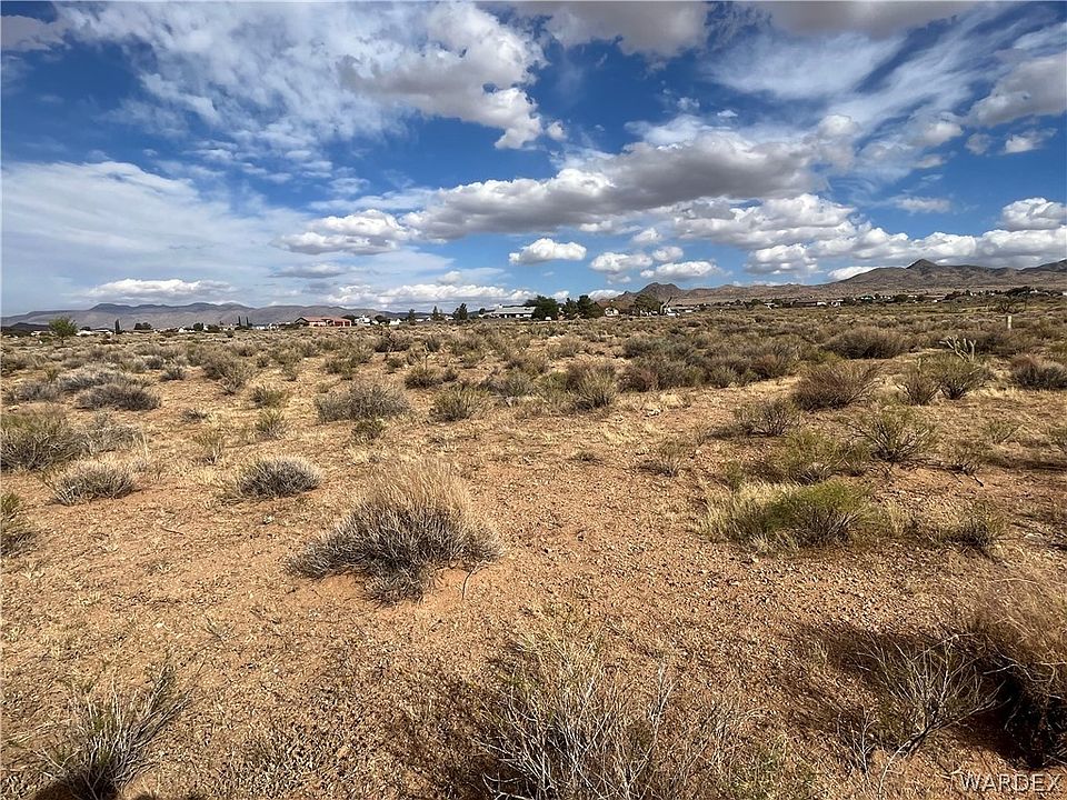 2nd image of 9472 N SINGLETREE Drive