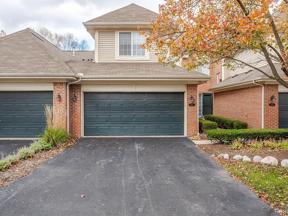 1st image of 605 James Cir