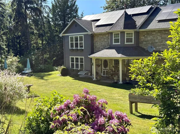 22068 McMurray Shore Drive, Mount Vernon, WA 98274
