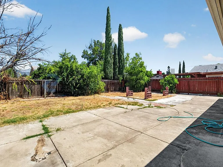 533 Don Carlos Ct — Photo 29