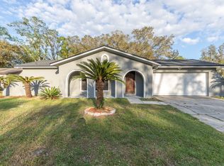 8515 Blackberry Ln E, Jacksonville, FL 32244