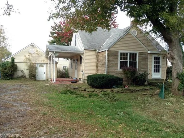 10370 Leavitt Rd, Elyria, OH 44035
