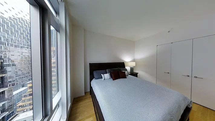 Rented by HighRiseNY | media 12