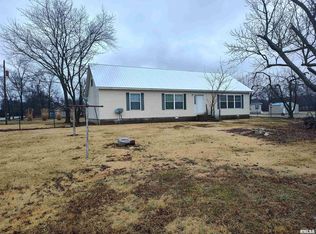 307 N Price St, Pittsburg, IL 62974