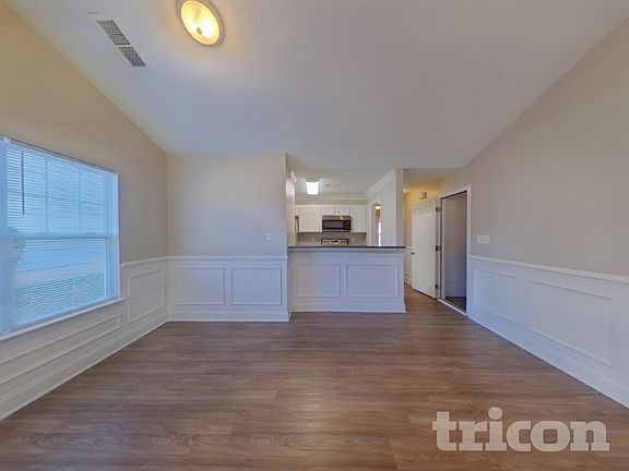 4th image of 340 Peachtree Rd