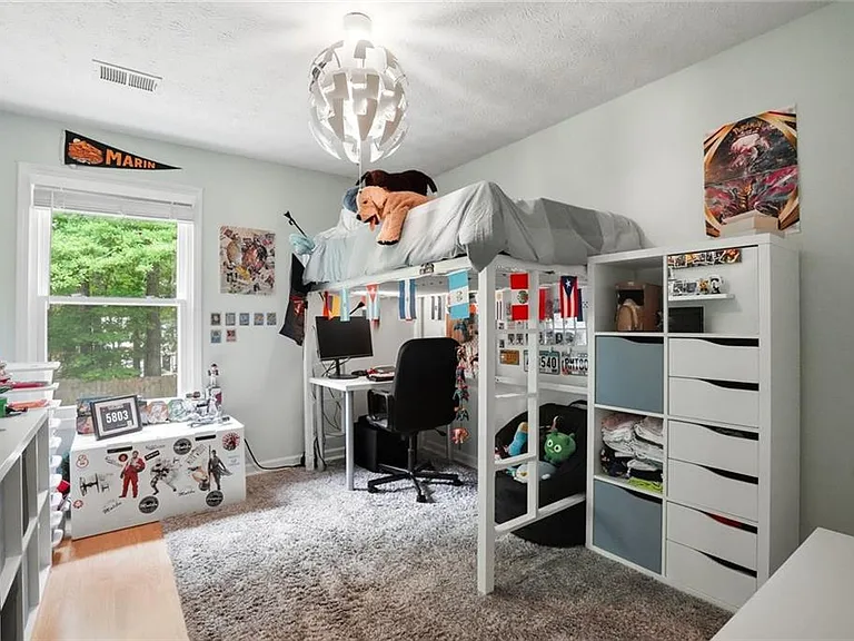 430 Feyston Ct — Photo 18