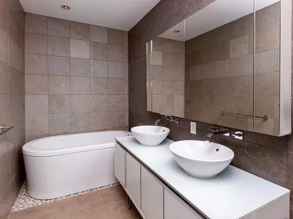 247 West 46th Street image 7 of 15