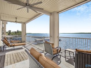 6122 Bay Village Dr APT 207, Athens, AL 35611