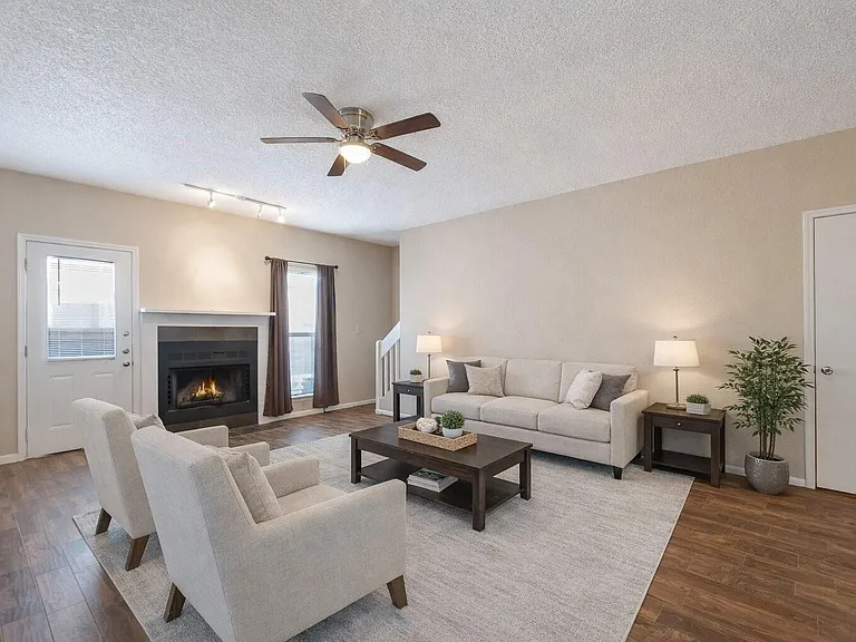 12400 Brookglade Cir #15 — Photo 13