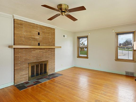 5th image of 2909 South 76th STREET