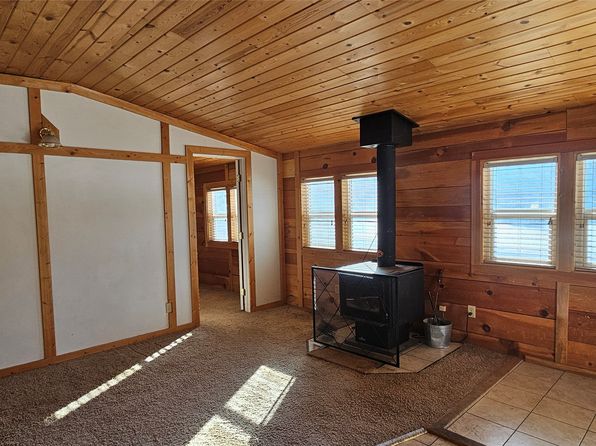 740 N 1st St, Lincoln, MT 59639