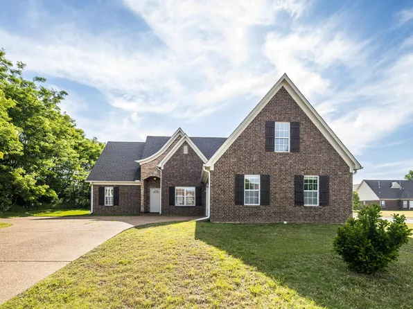 185 Beau Tisdale Dr, Oakland, TN 38060