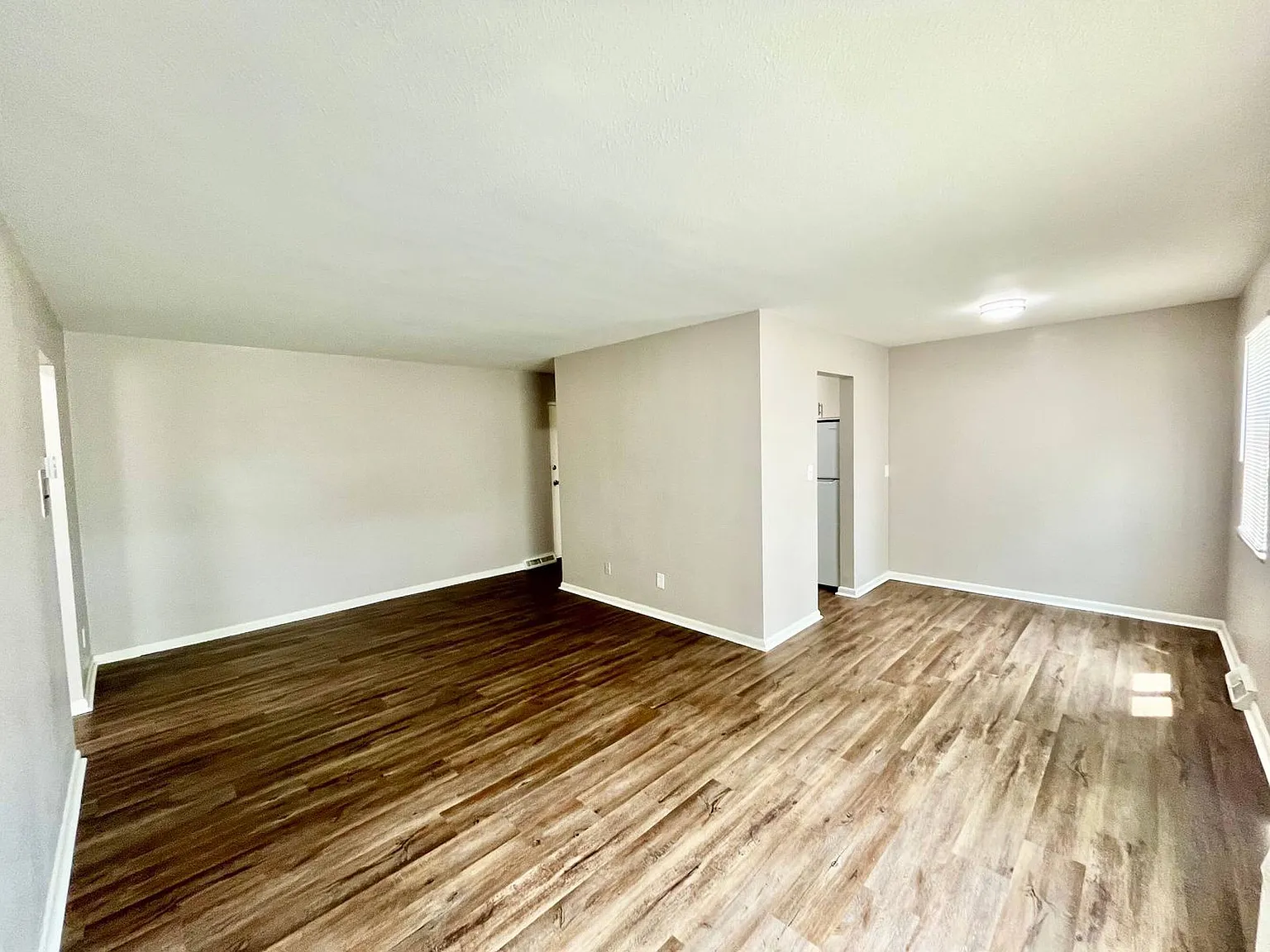The Skye Apartments — Photo 4