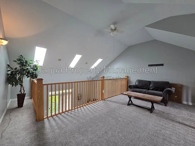 1117 Broad St #T5 — Photo 16