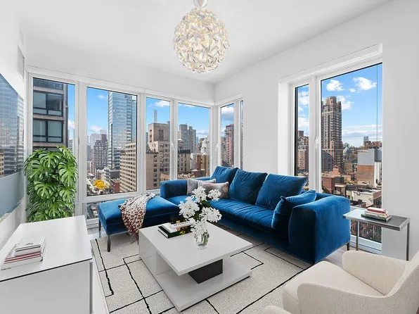 303 E 77th St APT 14A, New York, NY 10075
