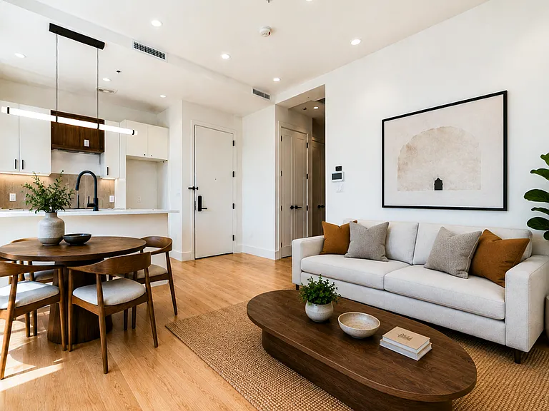 418 Lorimer St #2R — Photo 4