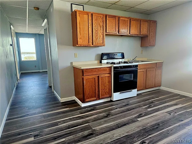2877 Niagara St — Photo 5
