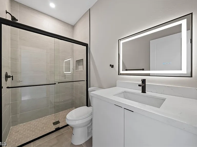 1012 Gerald Ave — Photo 18