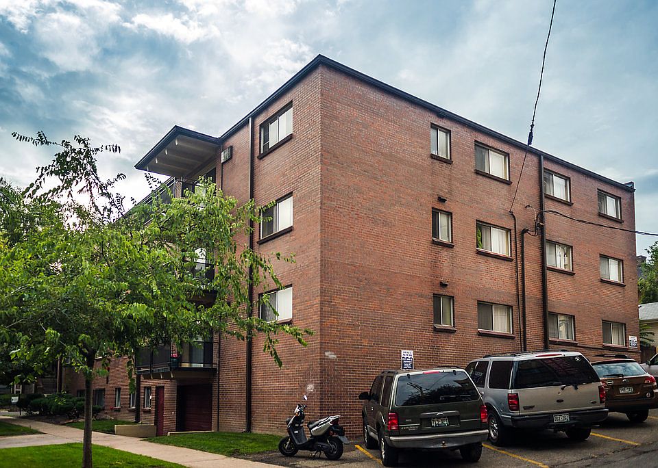 1st image of 999 Pearl St APT 305
