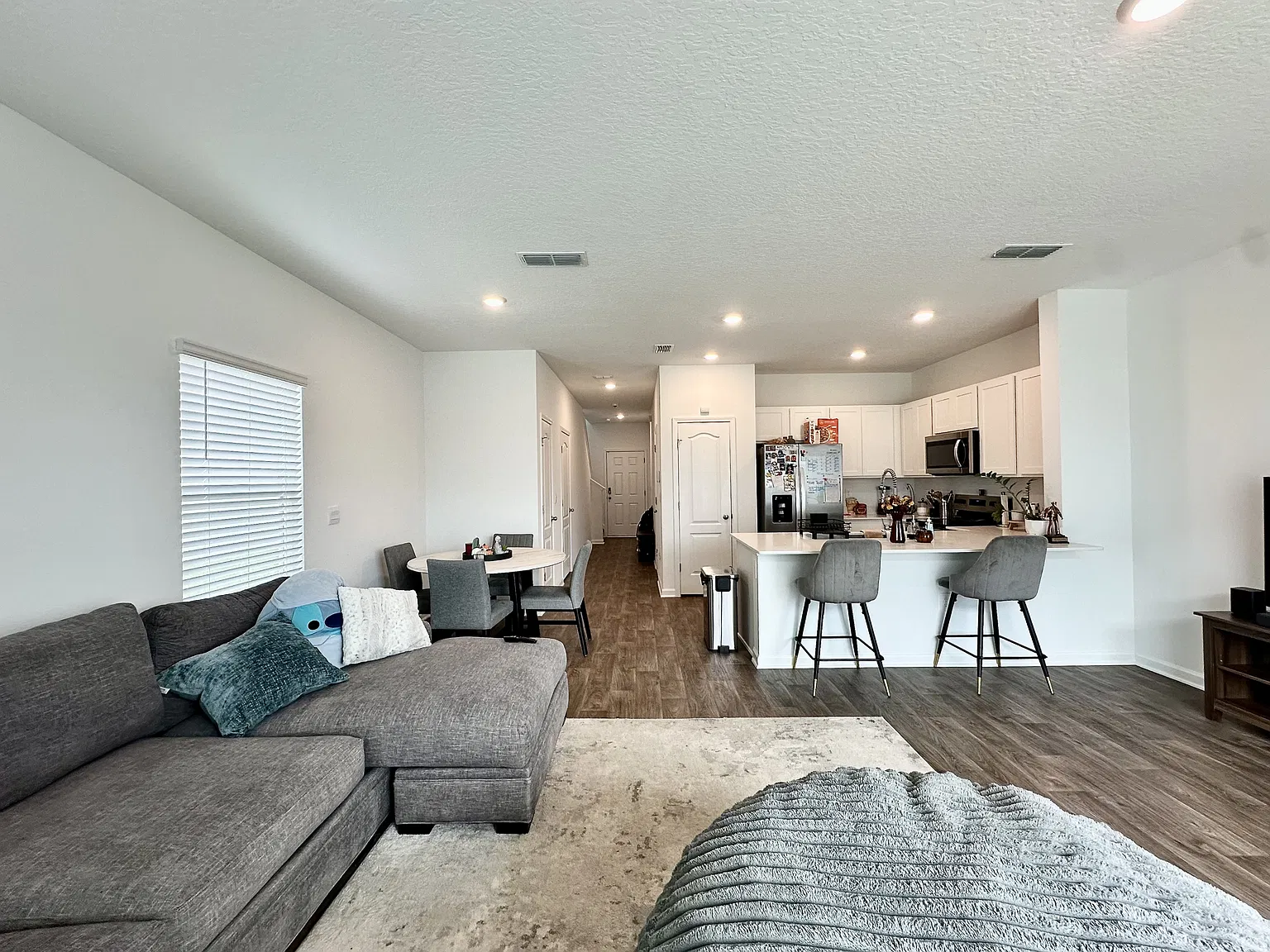 1489 Jeremiah Street - 1 — Photo 3