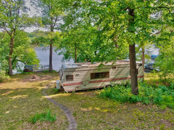 16692 109th St NW, South Haven, MN 55382