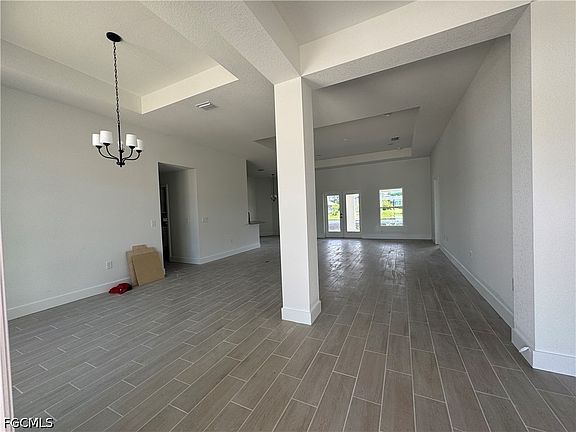 5th image of 305 SE 2nd St
