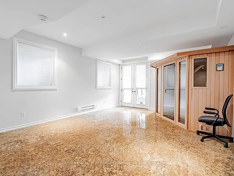 8 York Rd — Photo 35