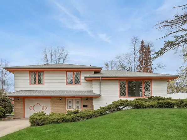 8336 Goodrich Rd, Bloomington, MN 55437