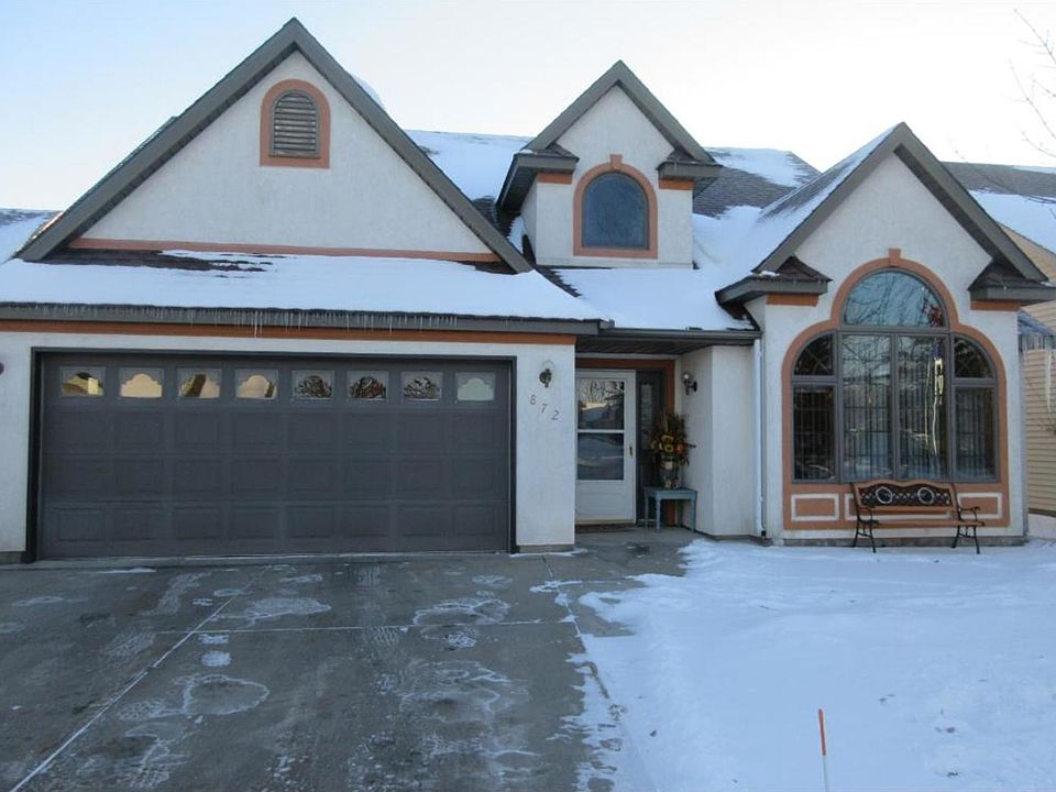 1st image of 872 Aspen Cir