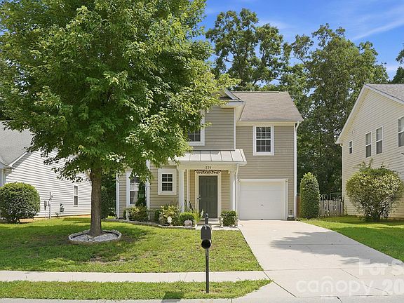 2nd image of 229 Waterlemon Way