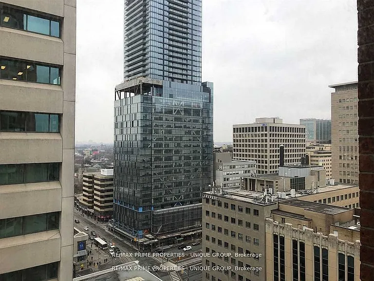 55 Centre Ave #1905 — Photo 14