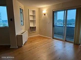 300 Ocean Ave N #D5 — Photo 35
