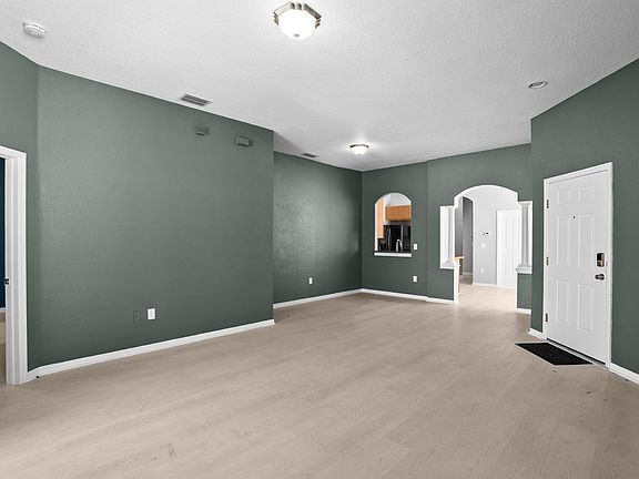 4th image of 31819 Blythewood Way