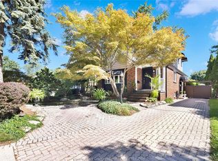 466 Matthew Brady Blvd, Windsor, ON N8S 3J6