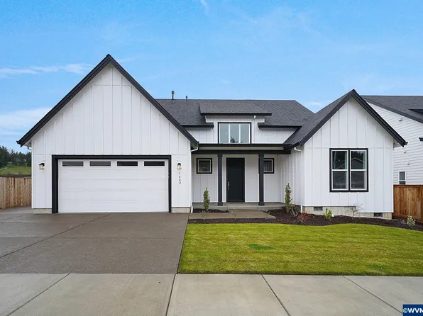 1482 Meadow Ave, Silverton, OR 97381