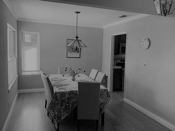 4th image of 9063 Kennebec St