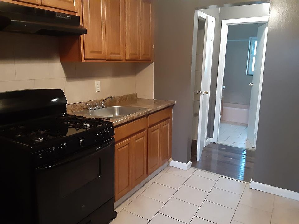 1st image of 479 Roseville Ave APT 5
