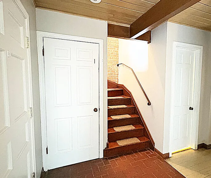 114 W Hillside Ave — Photo 7