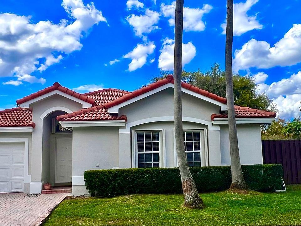 1st image of 11252 NW 58th Terrace