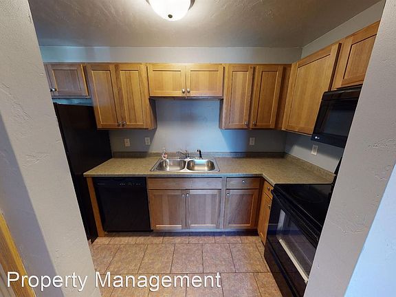 2nd image of 1629 Rainbow Dr APT 5