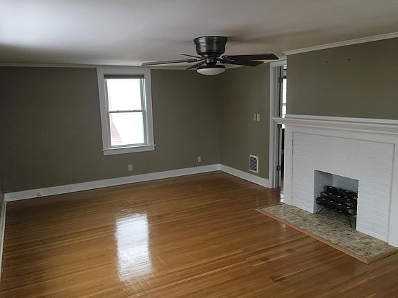 2nd image of 11 Monroe St #2