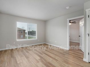 2213 E Macs Ct UNIT 24, Springfield, MO 65804