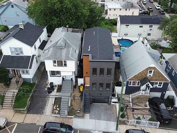 3rd image of 1409 85th St